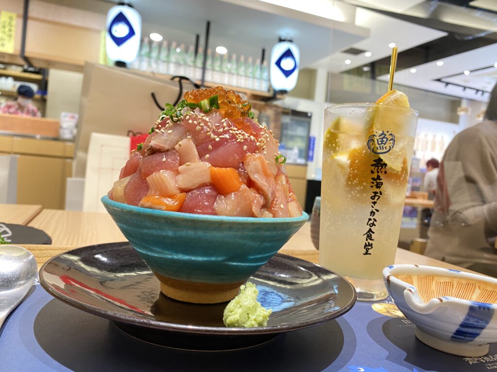 海鮮てっぺん丼